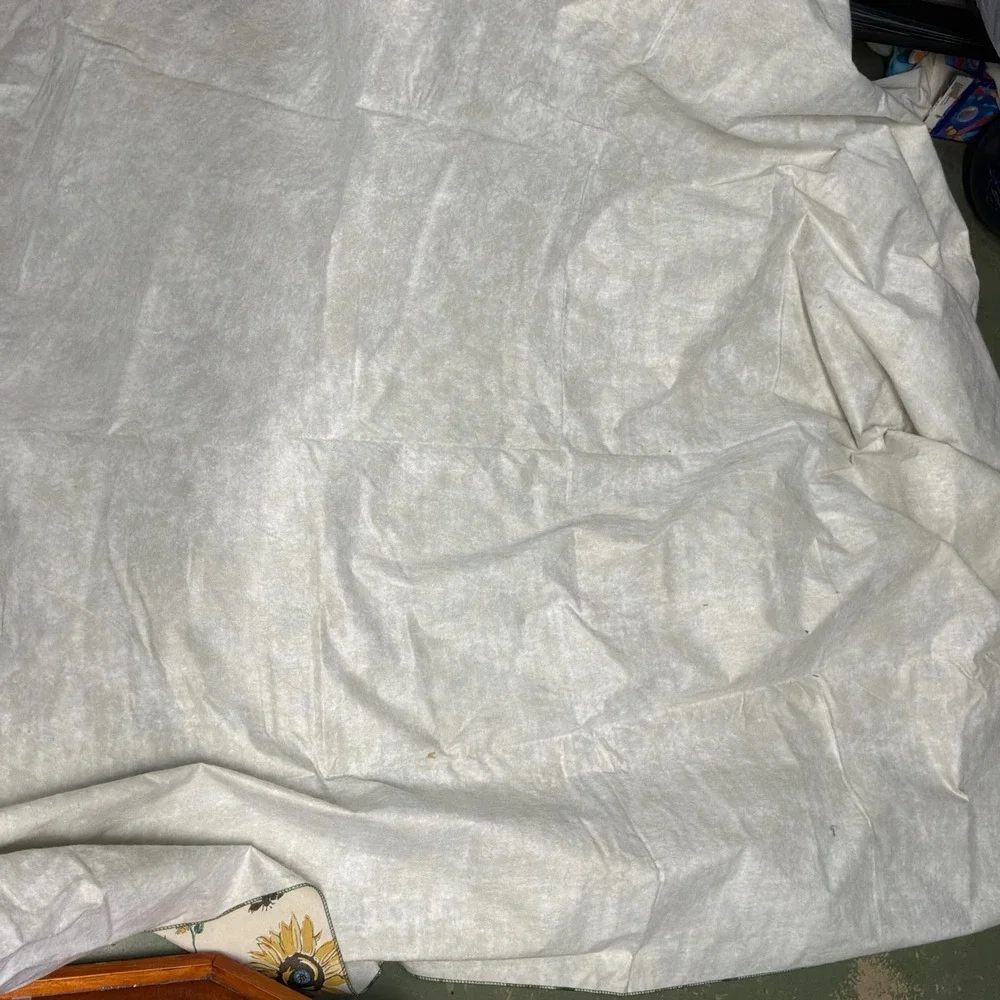 Cottagecore Unbranded Sunflower Bee Print Rectangular Tablecloth 60x84 Cream